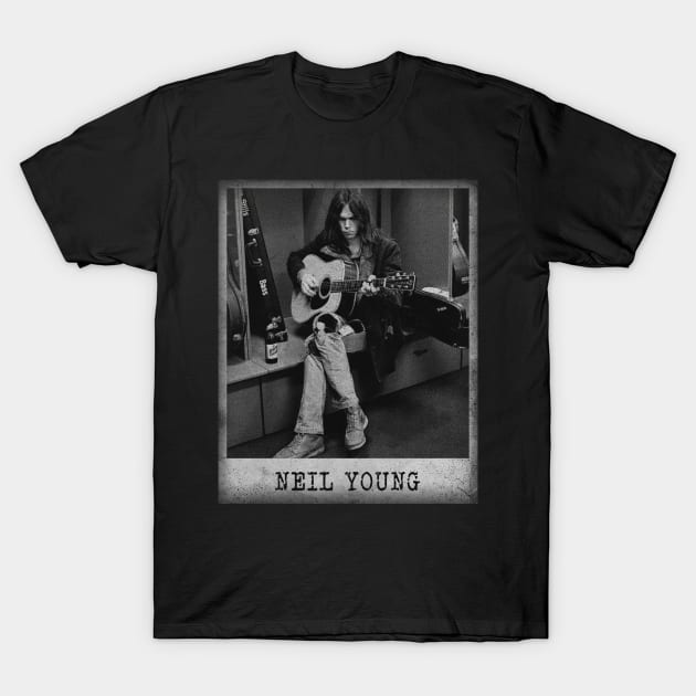 Neil Young // Minimalist Fanart Tribute T-Shirt by j.adevelyn